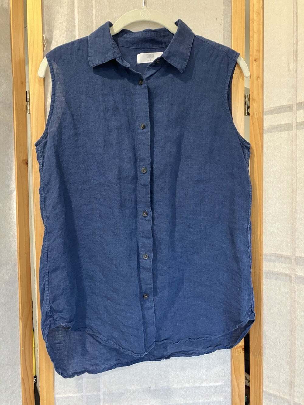 Uniqlo 100% Linen Shirt Women Small Sleeveless Button Beach Deep Blue Preppy